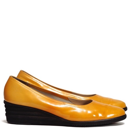Salvatore Ferragamo Shoes - Salvatore Ferragamo | yellow patent leather flats
